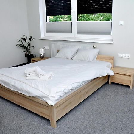 אובורינקי Pokoje, Apartamenty, Restauracja Marcus מראה חיצוני תמונה