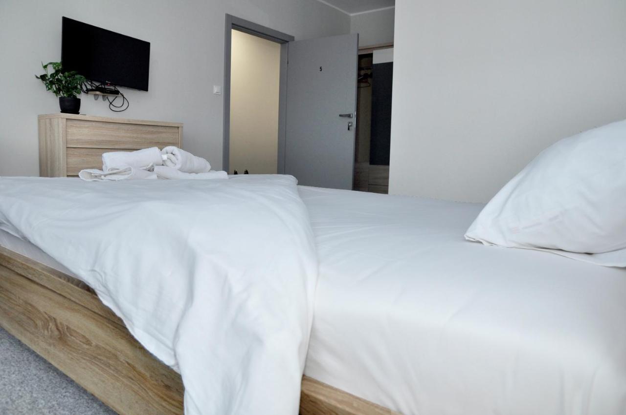 אובורינקי Pokoje, Apartamenty, Restauracja Marcus מראה חיצוני תמונה